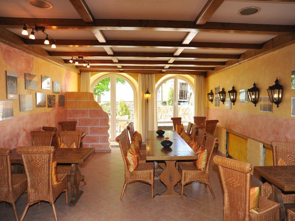 Garni Hotel Schmaus Viechtach Exterior foto